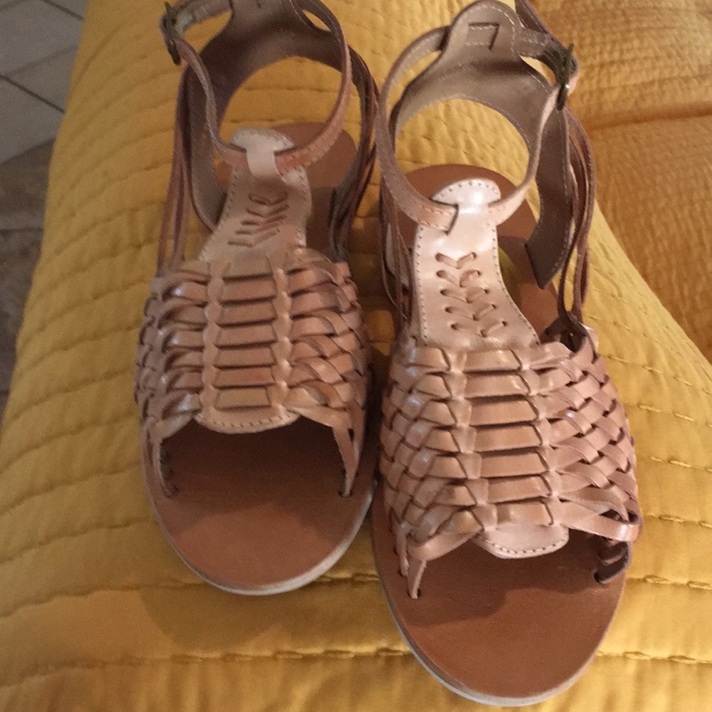 Rebels Sandals